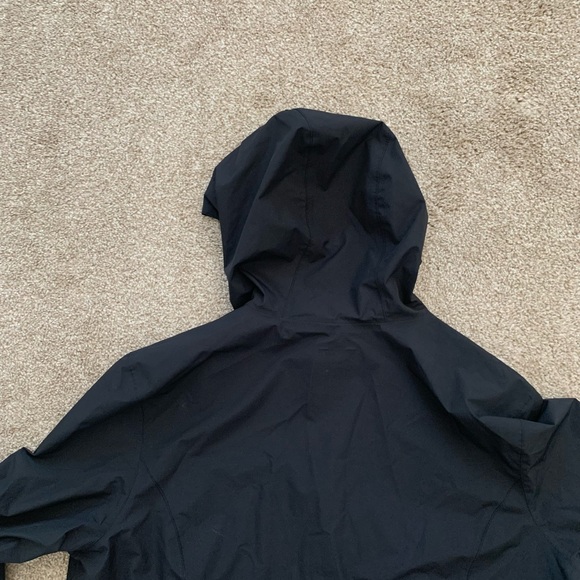 REI LADIES RAINJACKET XXL - Picture 11 of 13